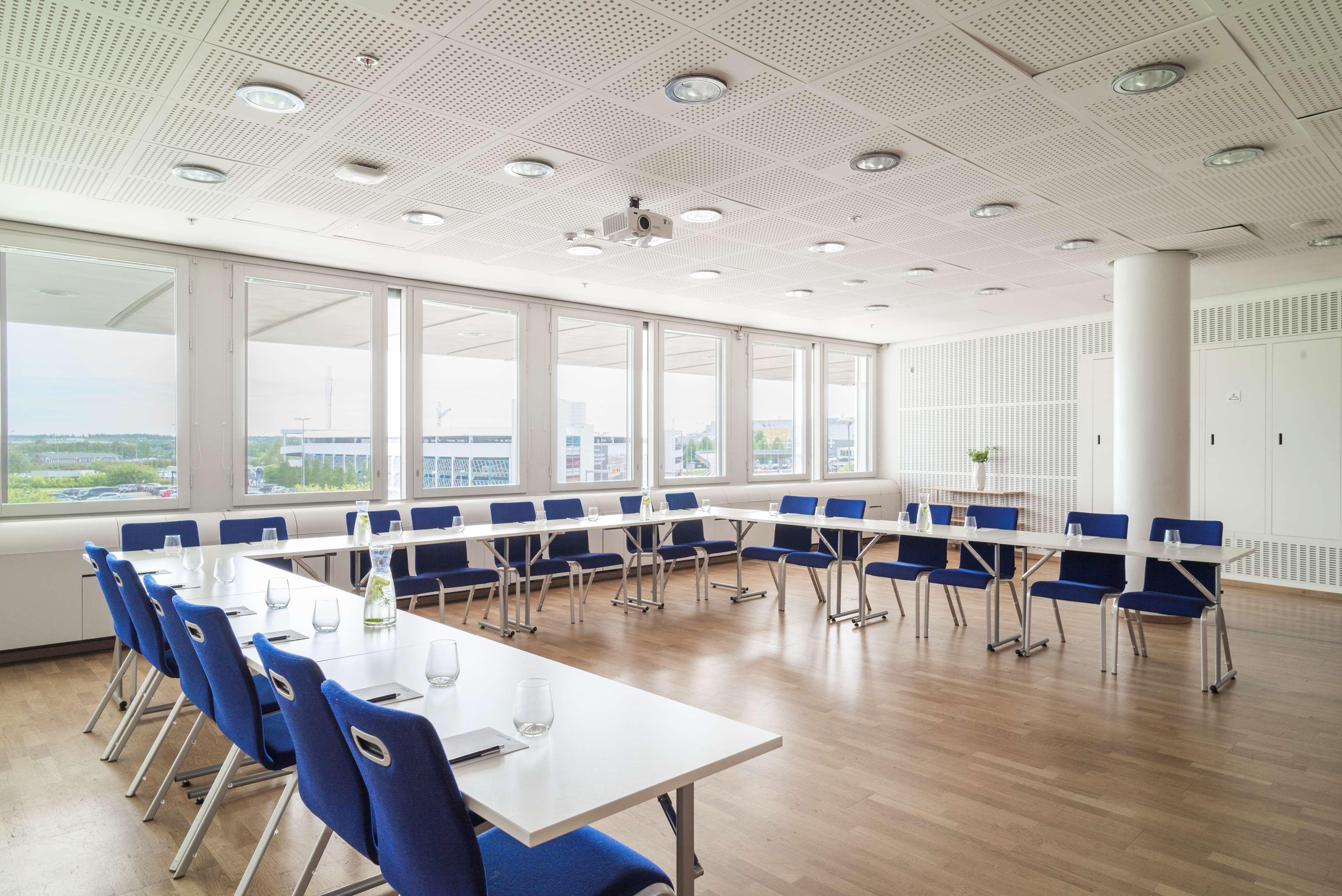 Radisson Blu Airport Terminal Hotel Arlanda Zewnętrze zdjęcie Meeting room at the airport