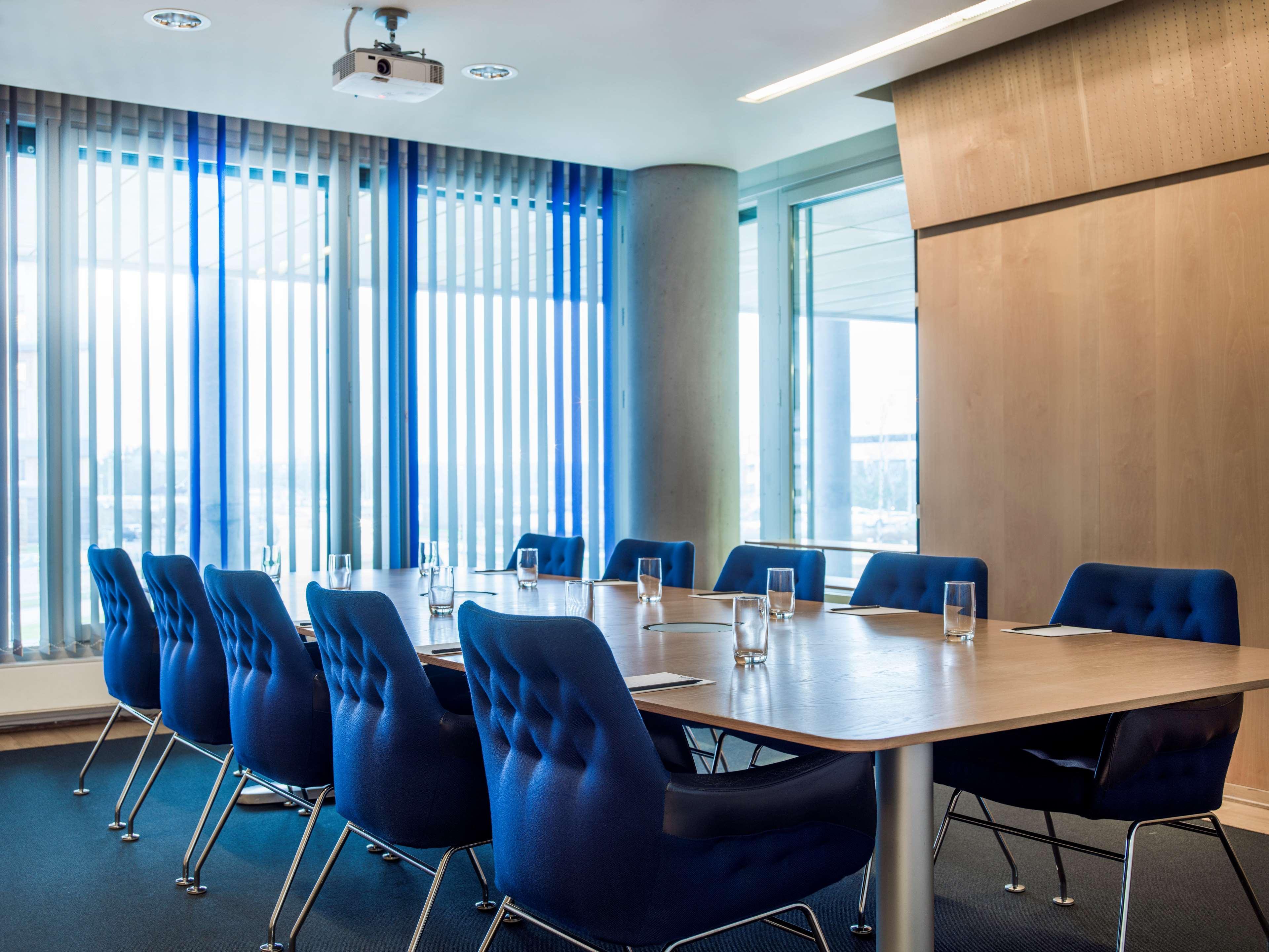 Radisson Blu Airport Terminal Hotel Arlanda Zewnętrze zdjęcie Meeting room at the airport