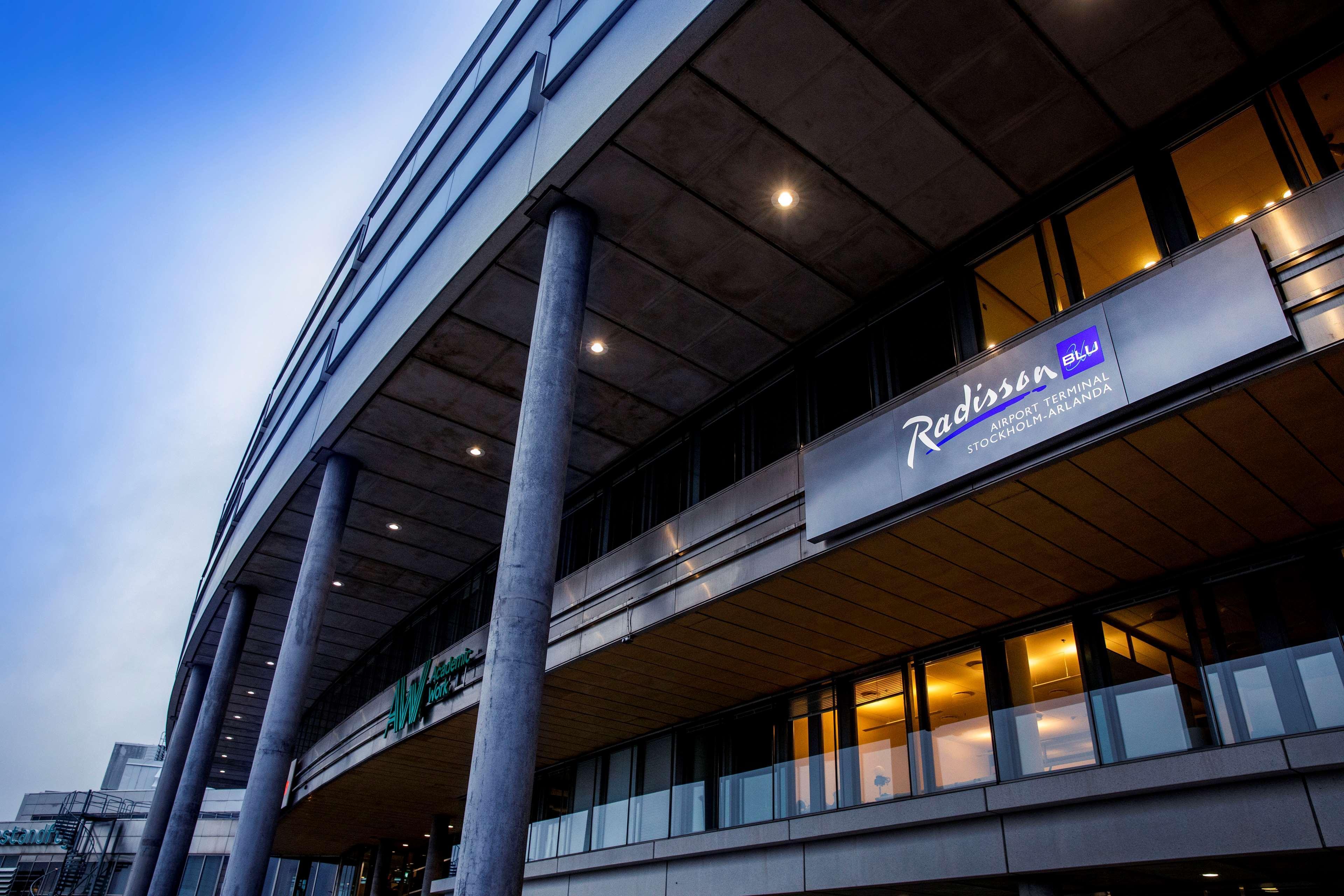 Radisson Blu Airport Terminal Hotel Arlanda Zewnętrze zdjęcie Radisson Blu Stockholm Airport