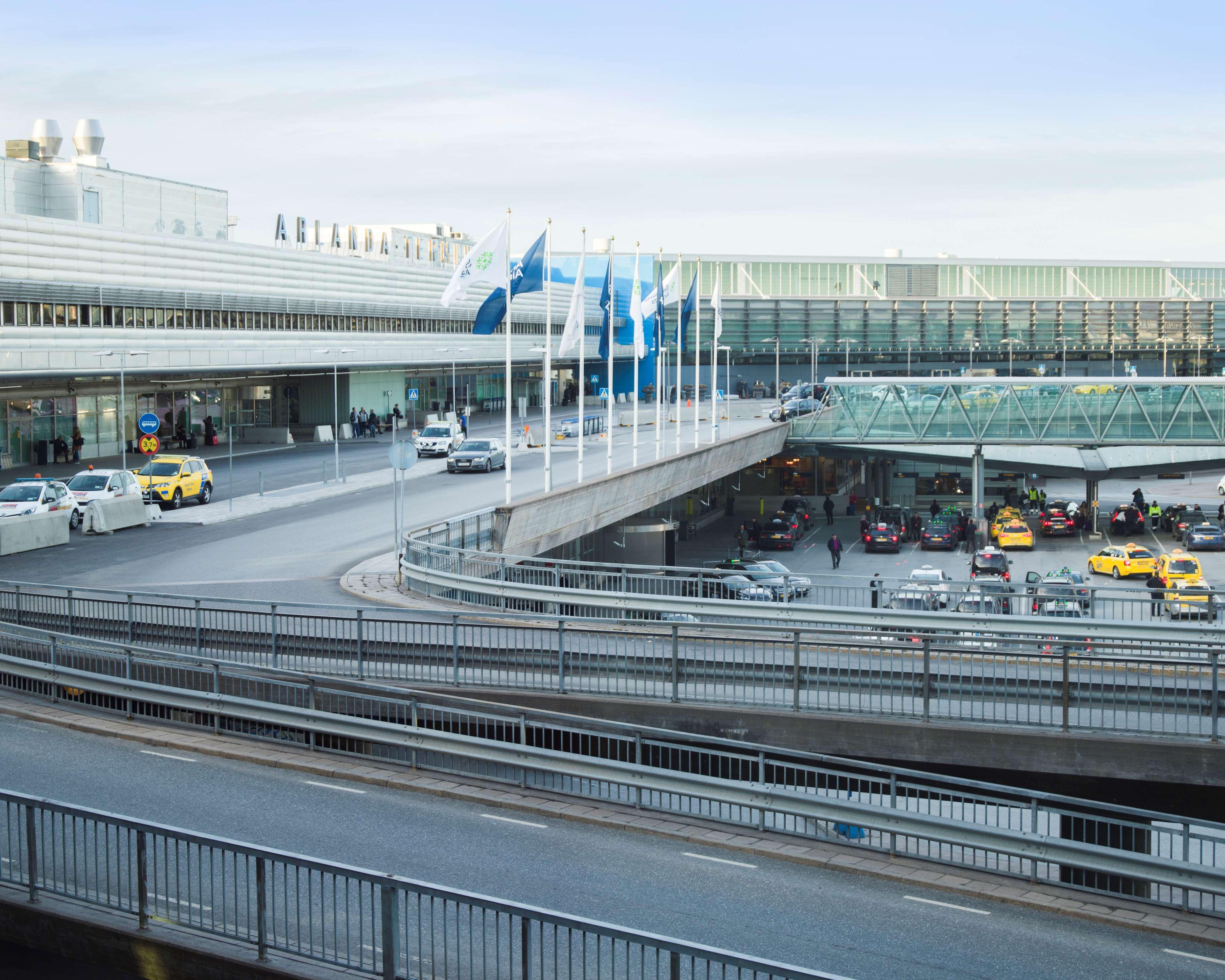 Radisson Blu Airport Terminal Hotel Arlanda Zewnętrze zdjęcie Stockholm Airport