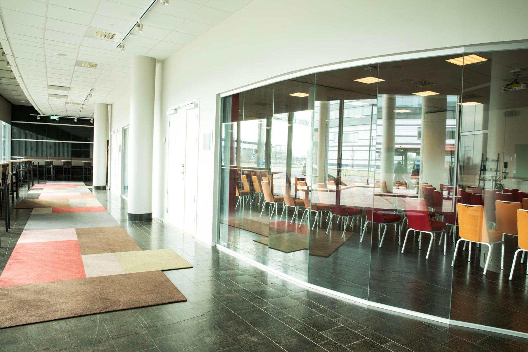 Radisson Blu Airport Terminal Hotel Arlanda Zewnętrze zdjęcie The meeting room of the airport