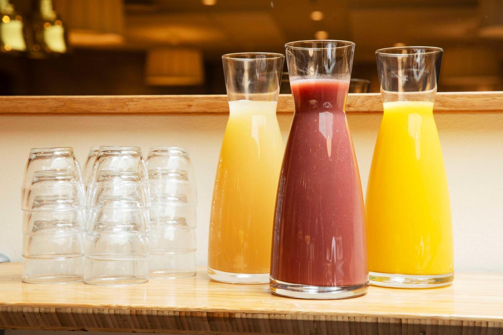 Radisson Blu Airport Terminal Hotel Arlanda Zewnętrze zdjęcie Juice