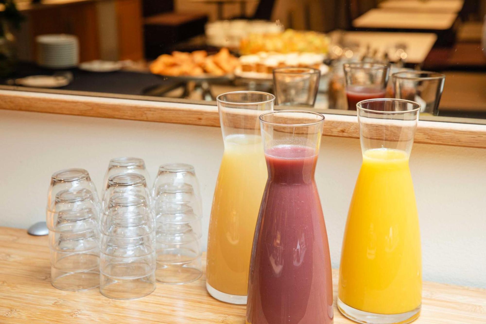 Radisson Blu Airport Terminal Hotel Arlanda Zewnętrze zdjęcie Juice