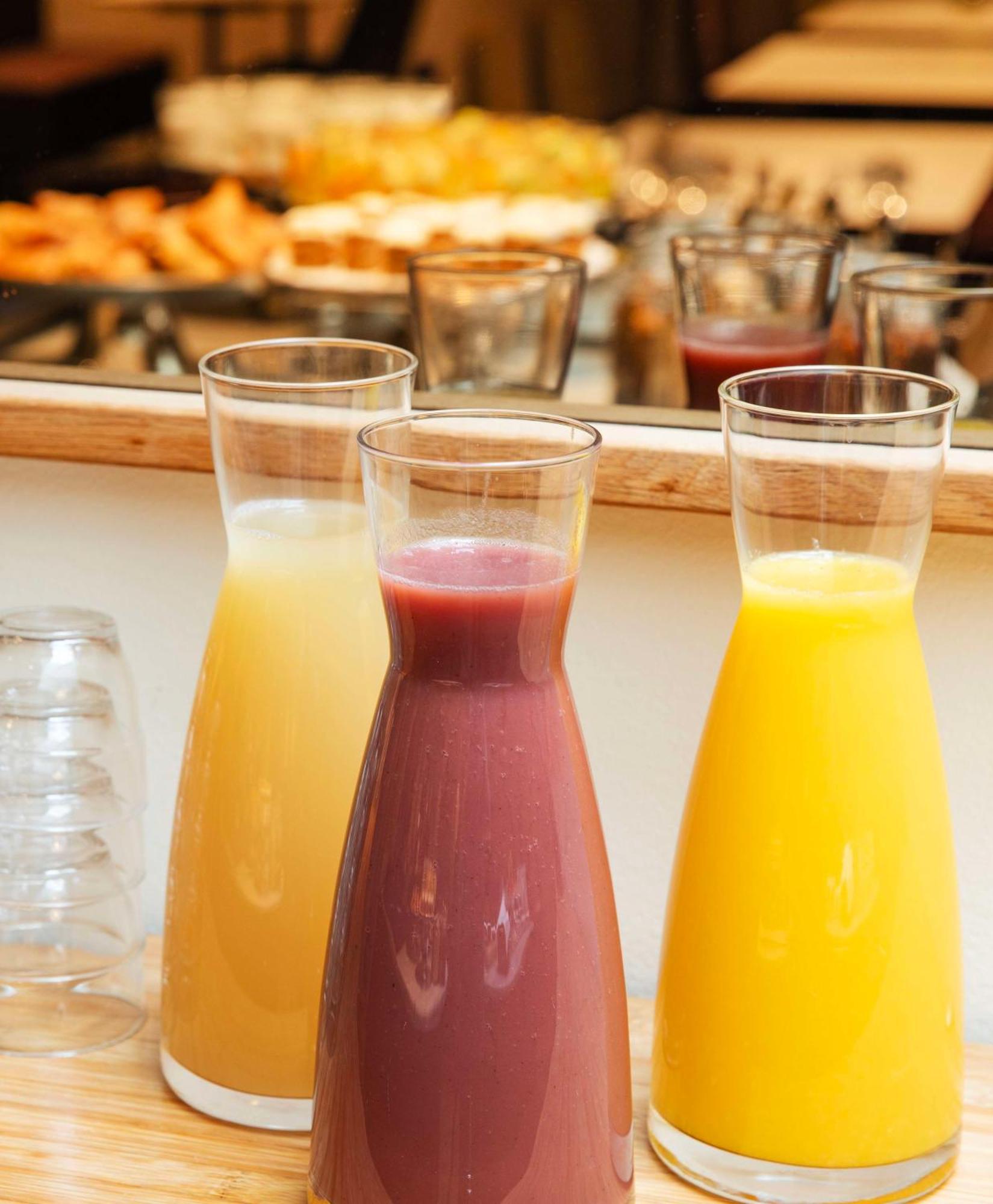 Radisson Blu Airport Terminal Hotel Arlanda Zewnętrze zdjęcie Juice